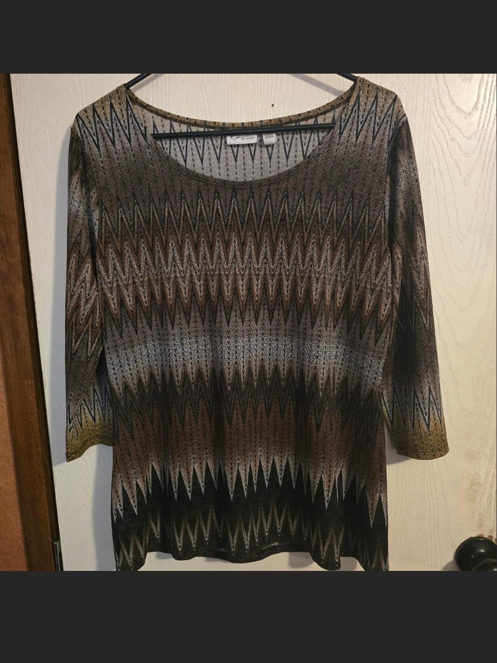 Kim Rogers Chevron Scoop Neck Top - Black, Brown, Gold